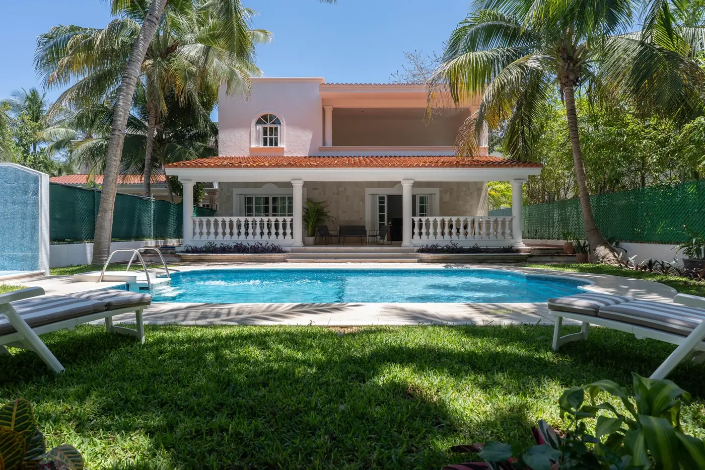 Exterior of the Ibogaine Clinic facility in Playa del Carmen, Mexico