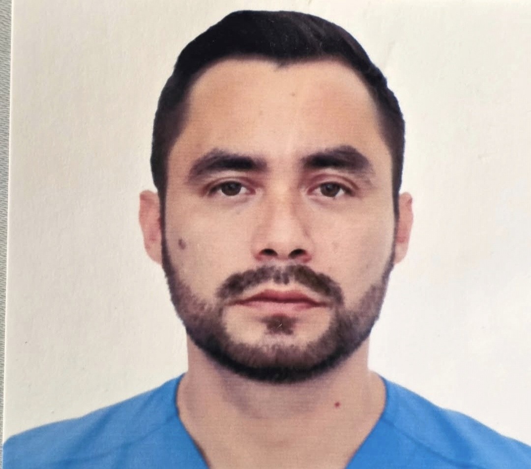 Dr. Omar Calderón